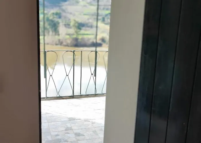 The River House 펜션 *