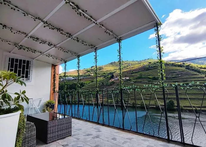 Semesterbostad The River House Peso da Régua